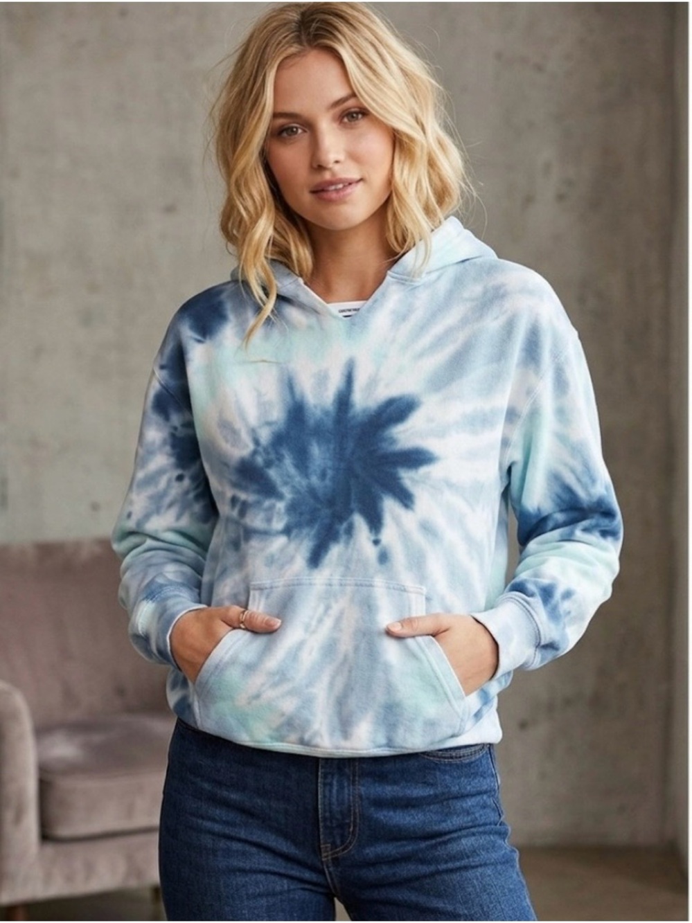 Women's Blue Tie-Dye Pullover Hoodie